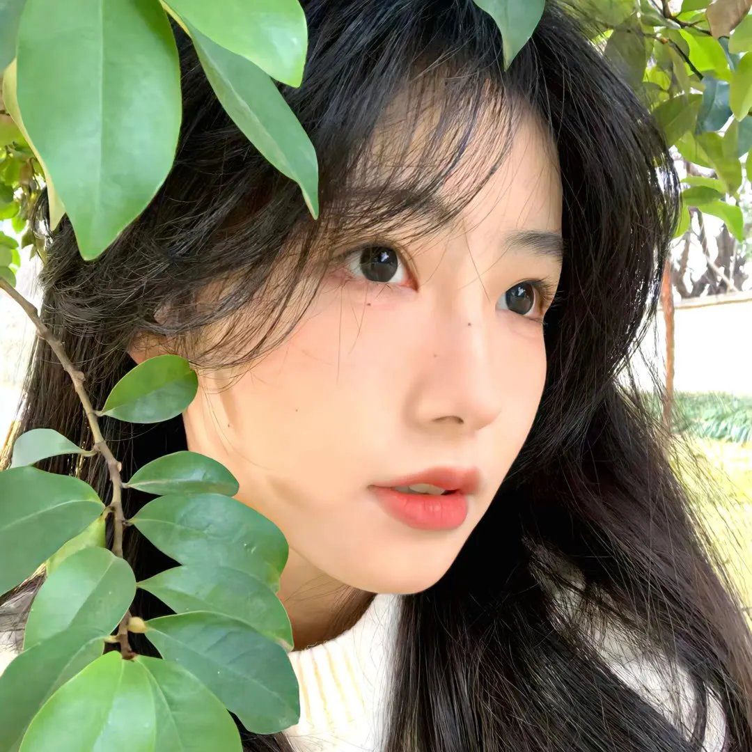 奇怪的她